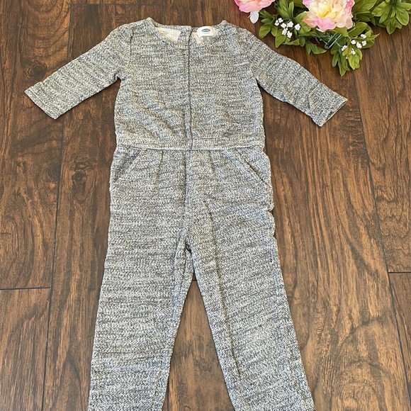 Girls jumpsuit size 5 - Picture 3 of 6